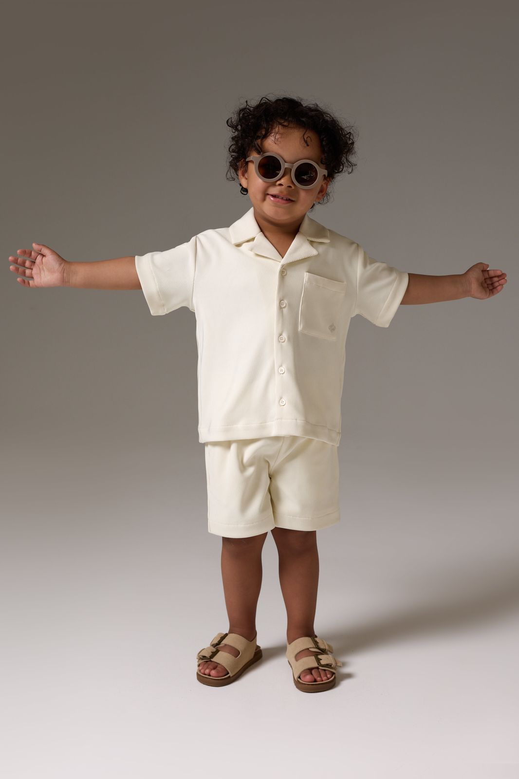 KIDS RIBBED SHORTS - STONE