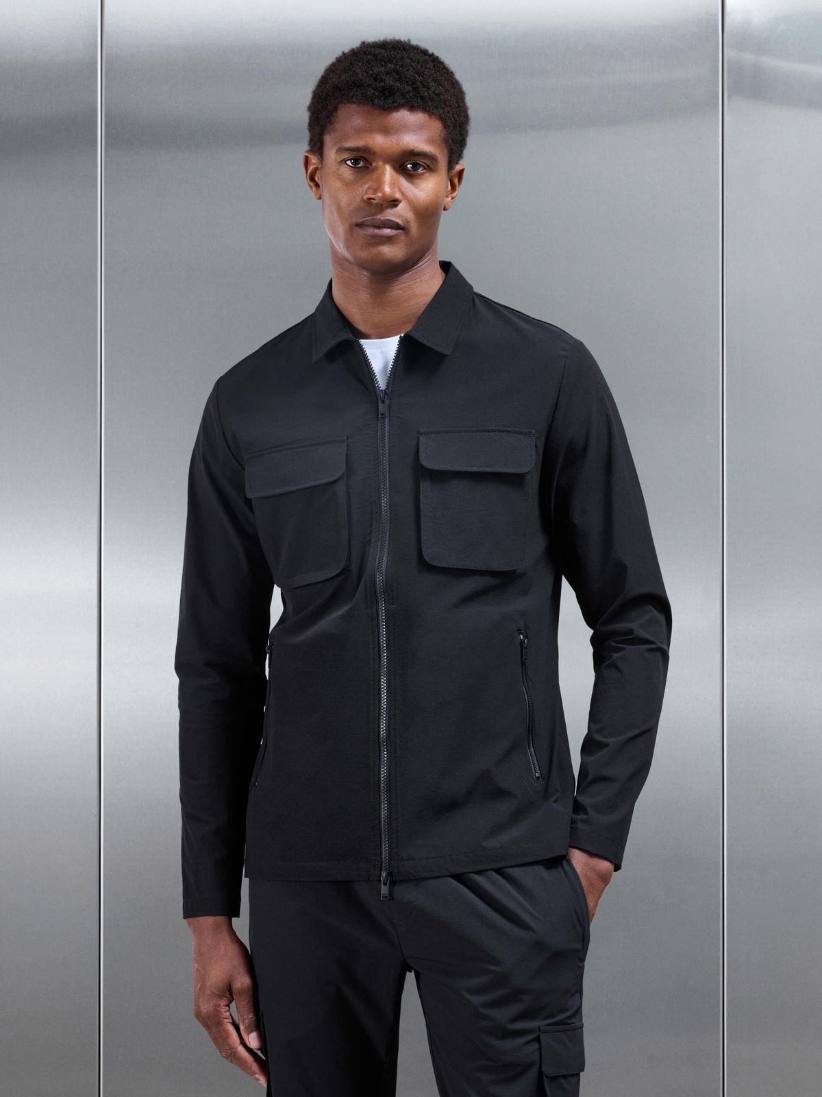 Utility Cargo Overshirt in Black