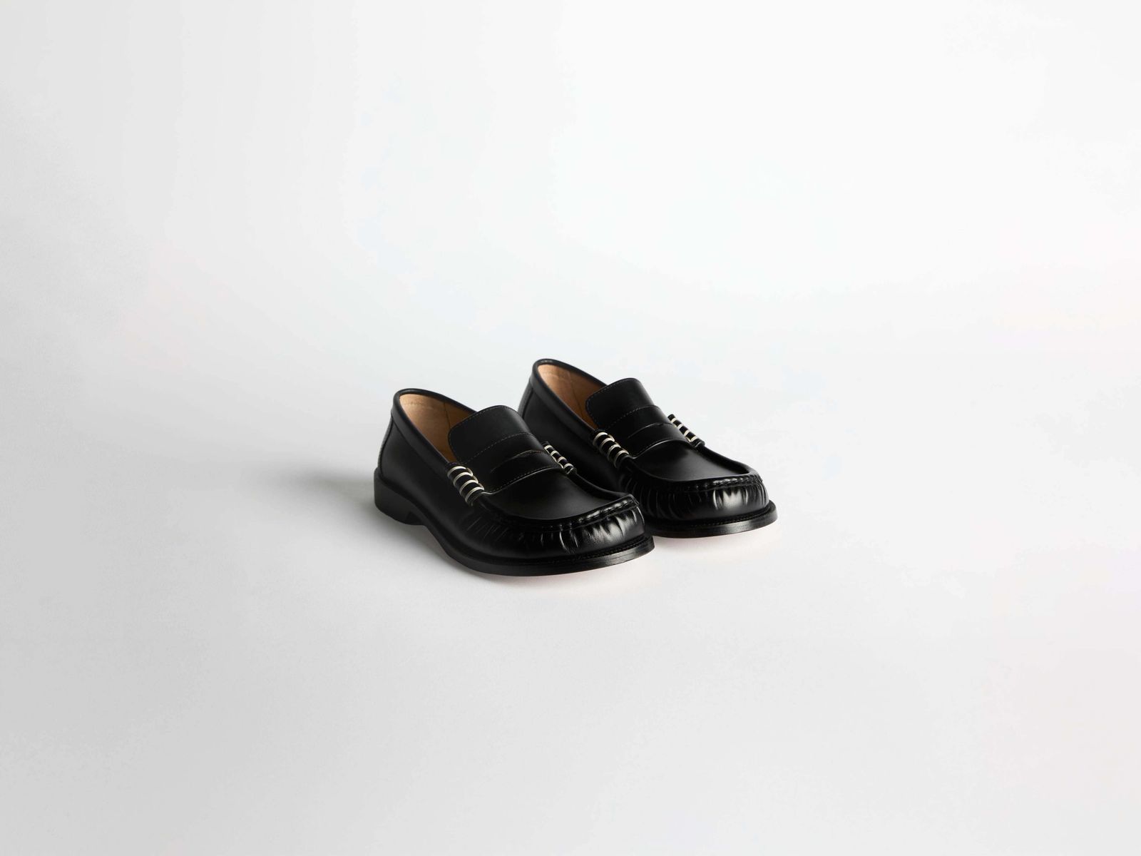 MENS LOAFER MOCCASINS IN BLACK