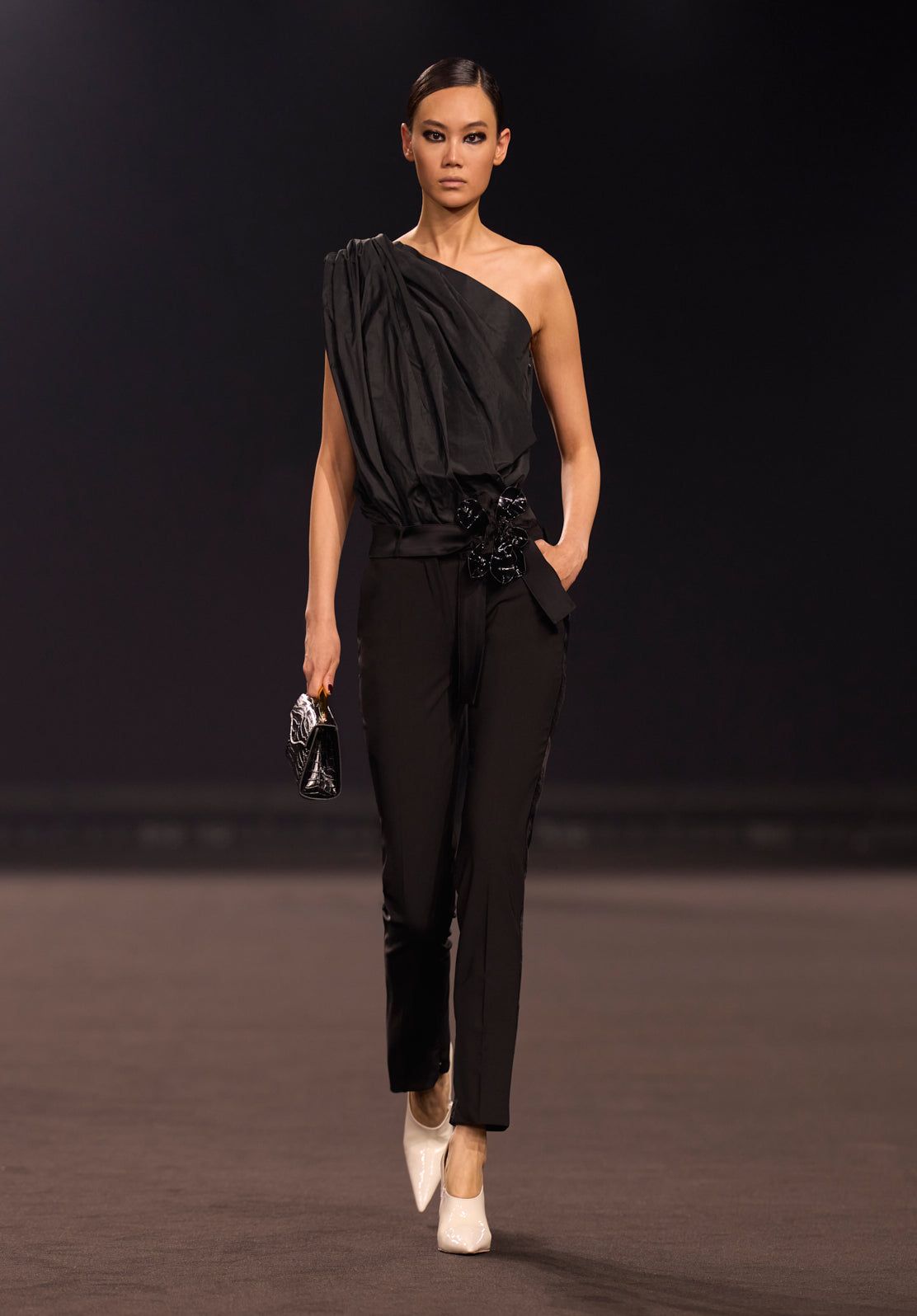 Look 28