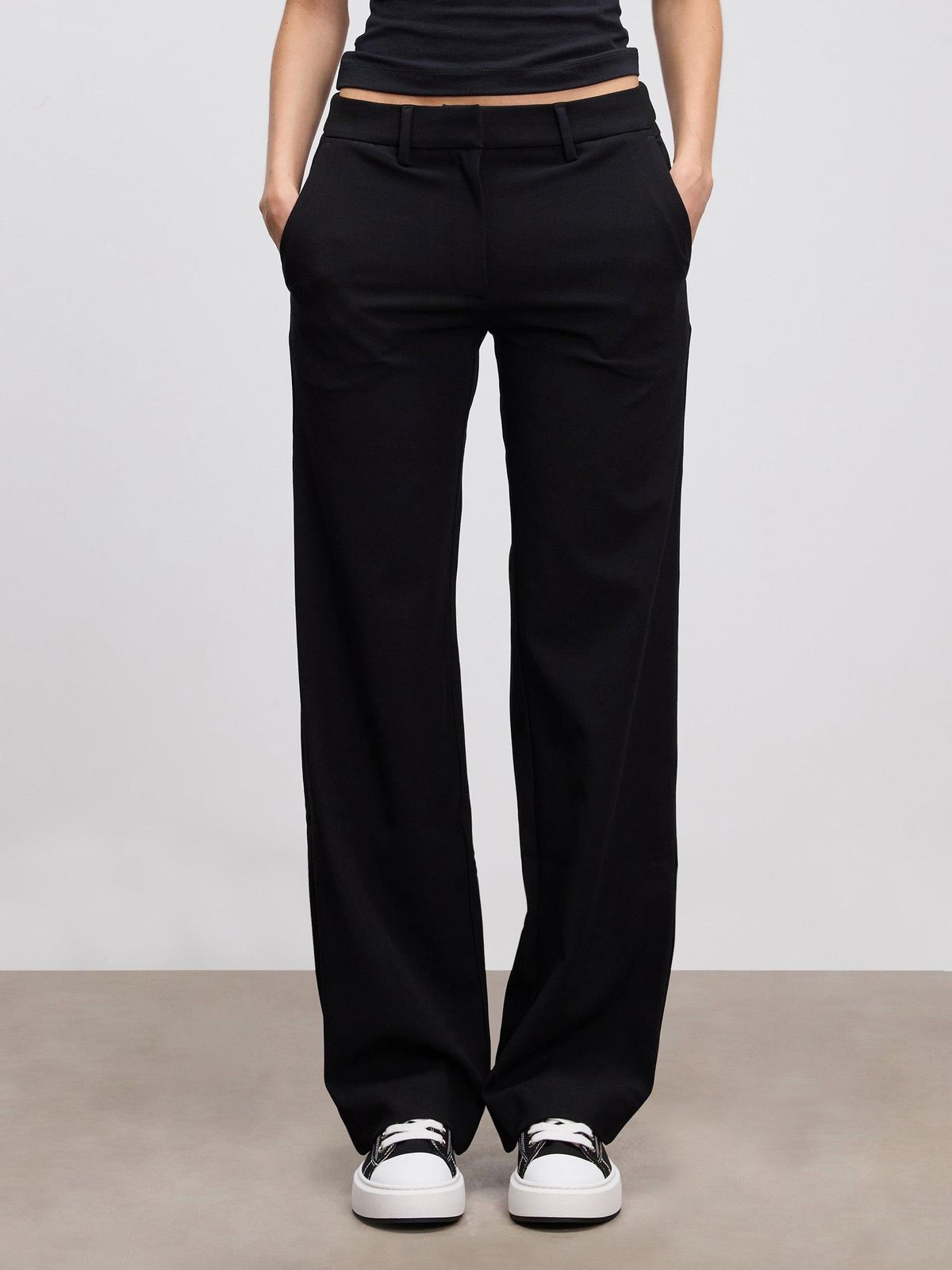 Womens Smart Tailored Trouser in Black