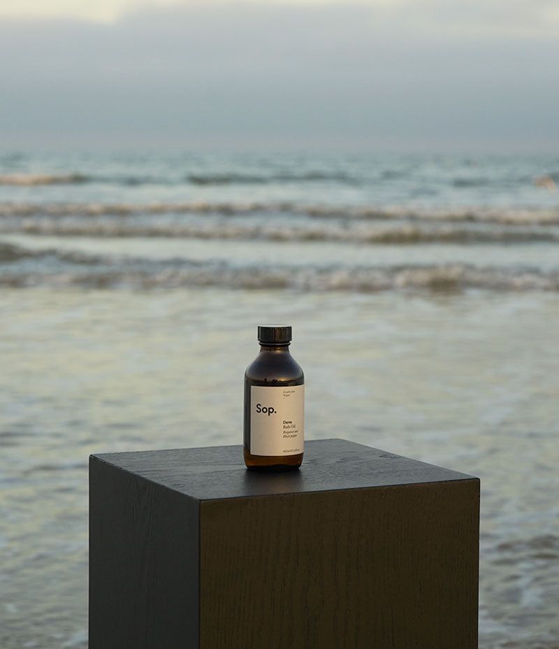 Dene | Bergamot and Black Pepper Vegan Bath Oil  | 100ml