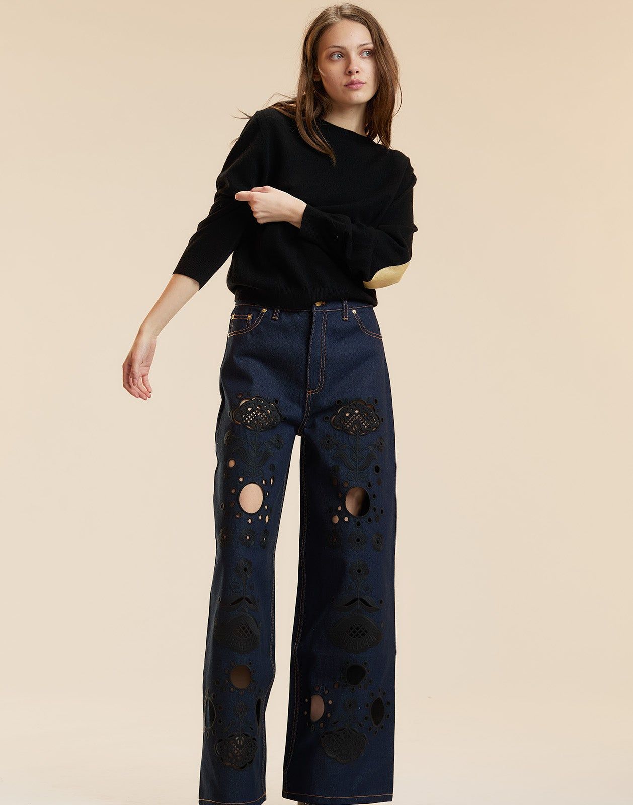 Embroidered Wide-leg Jean