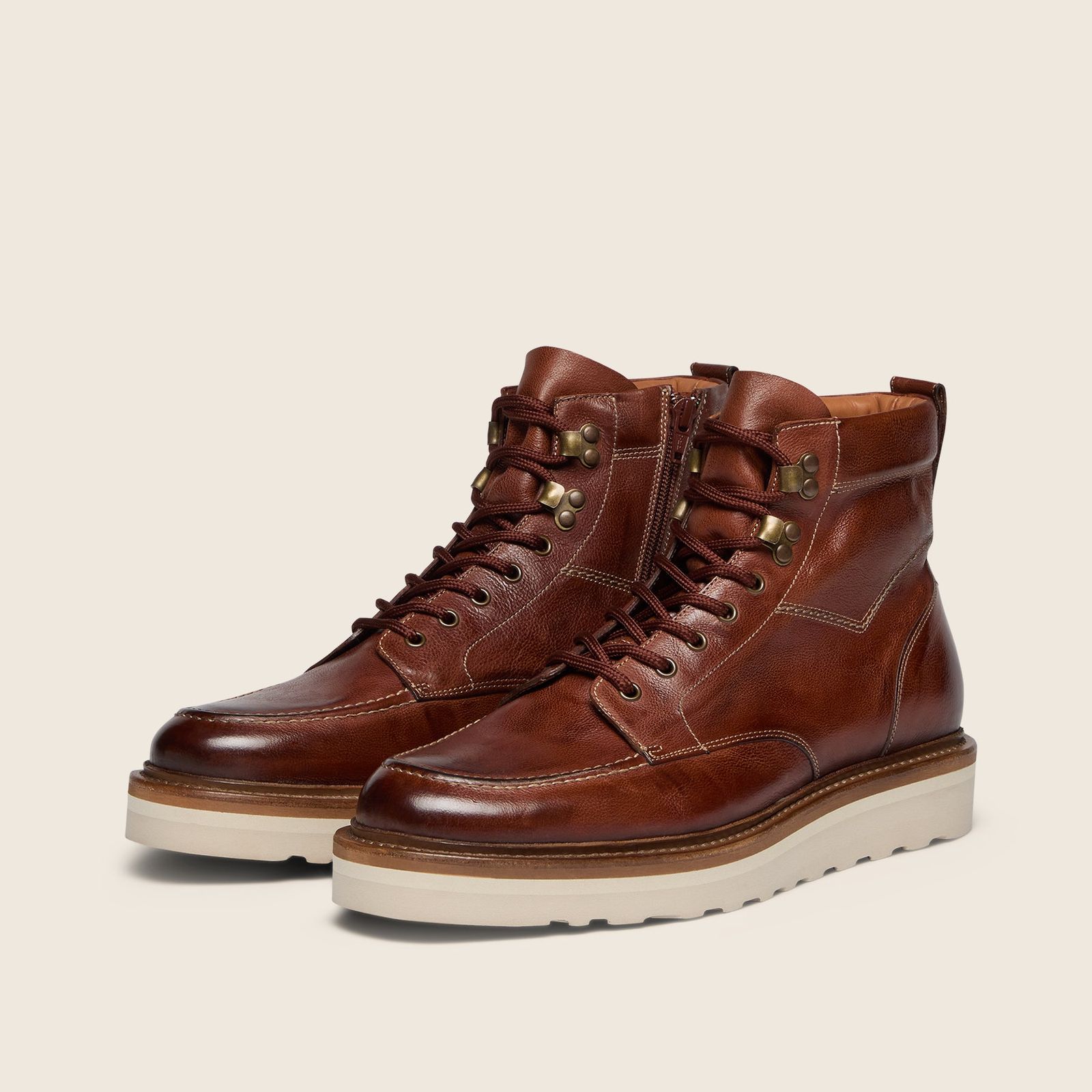 Conqueiros Dark Tan