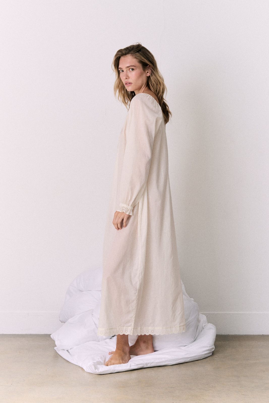 Light & Easy Long Sleeve Nightie Cream