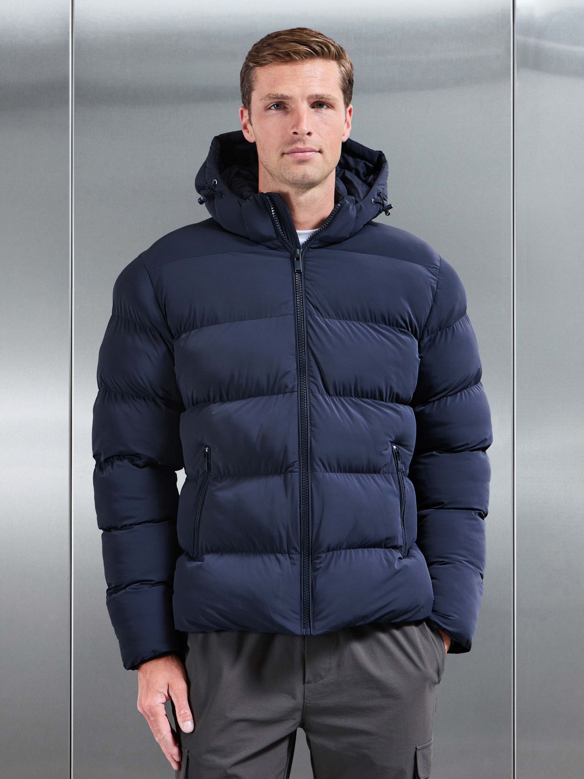 Essential Puffer Jacket in Navy