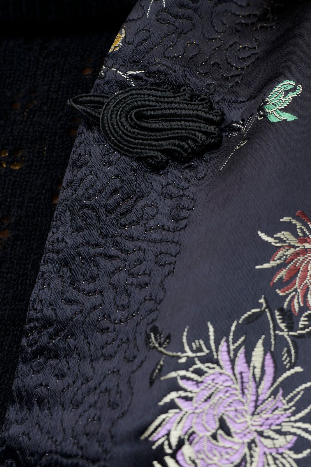 Sloane - Oriental Flora Black