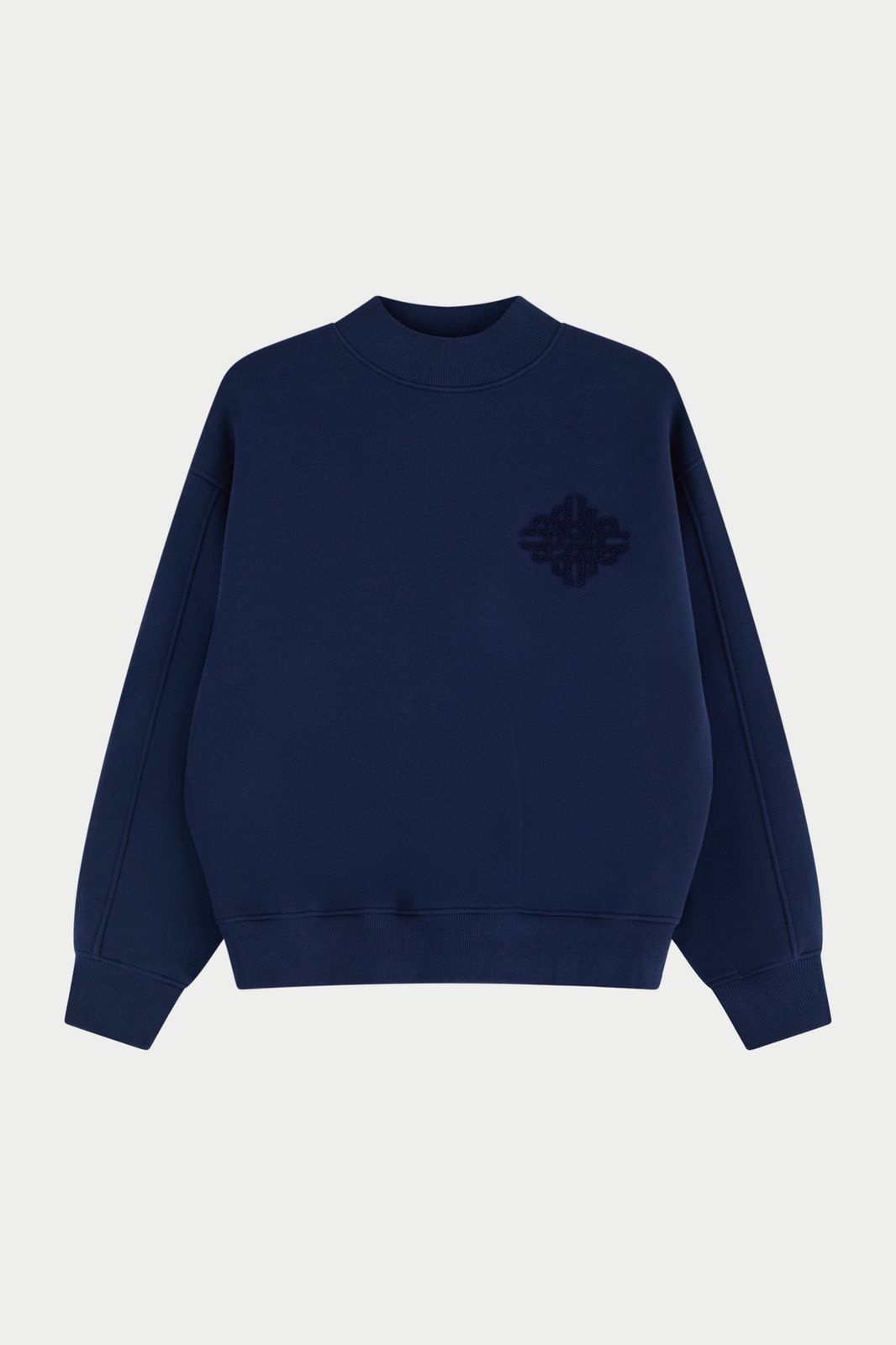 CHENILLE EMBLEM MOCK NECK CREW - DARK NAVY