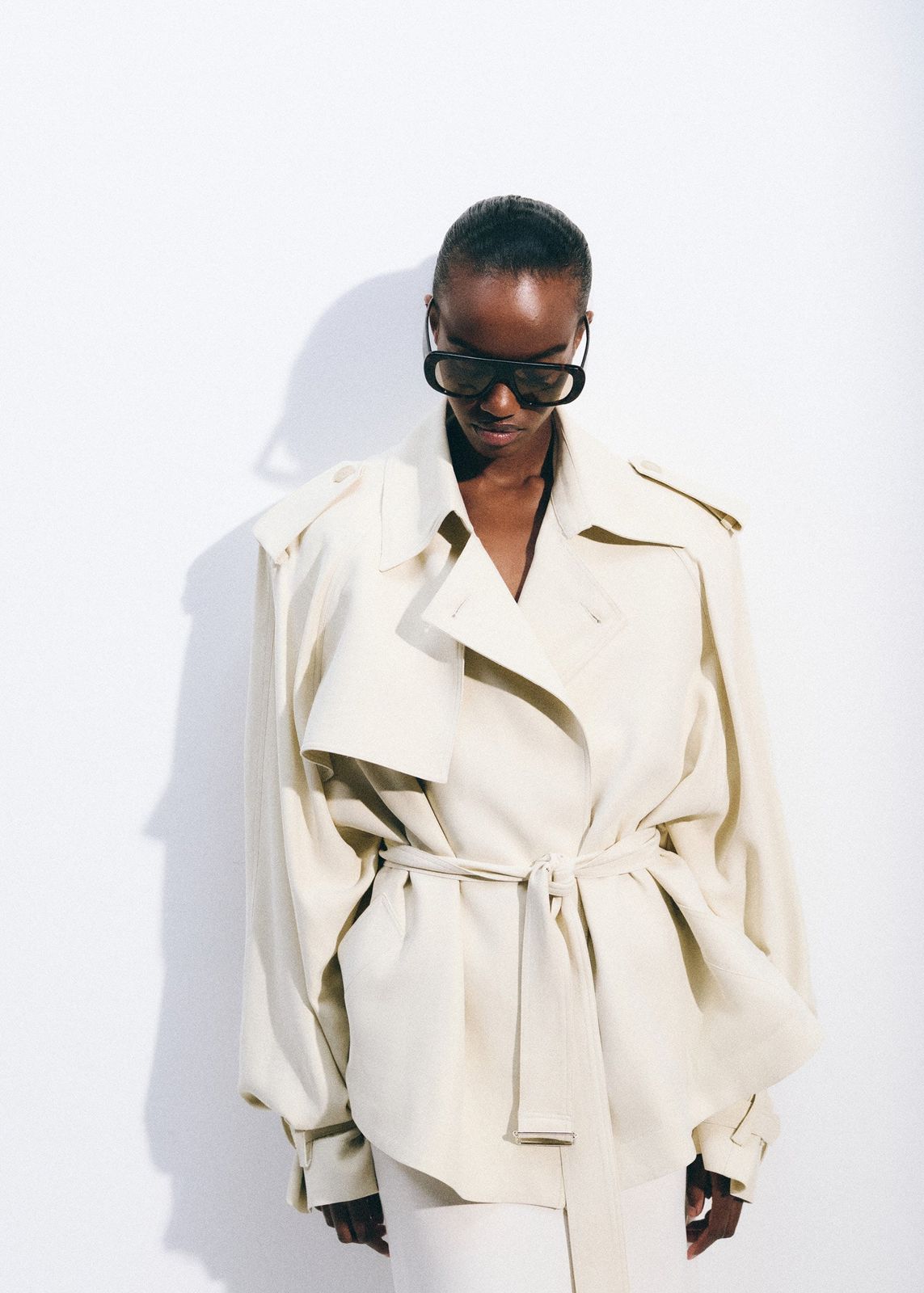 Elva Fluid Short Trench - Ivory