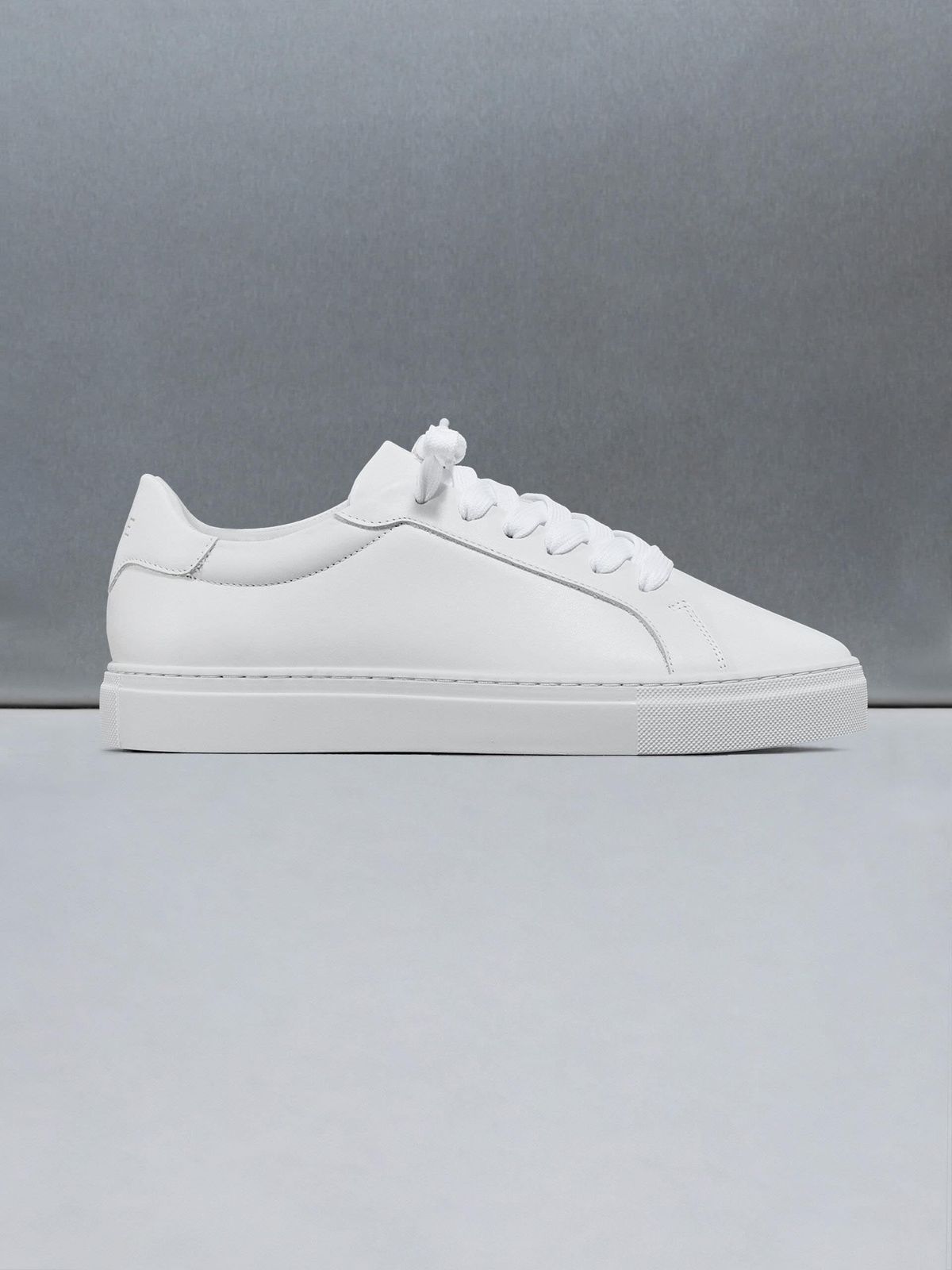 Low Essential Leather Trainer in White