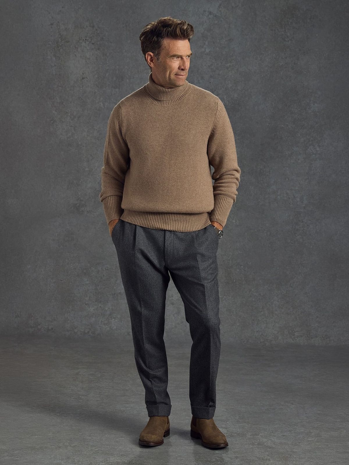 The Cashmere Submariner Rollneck - Desert Taupe