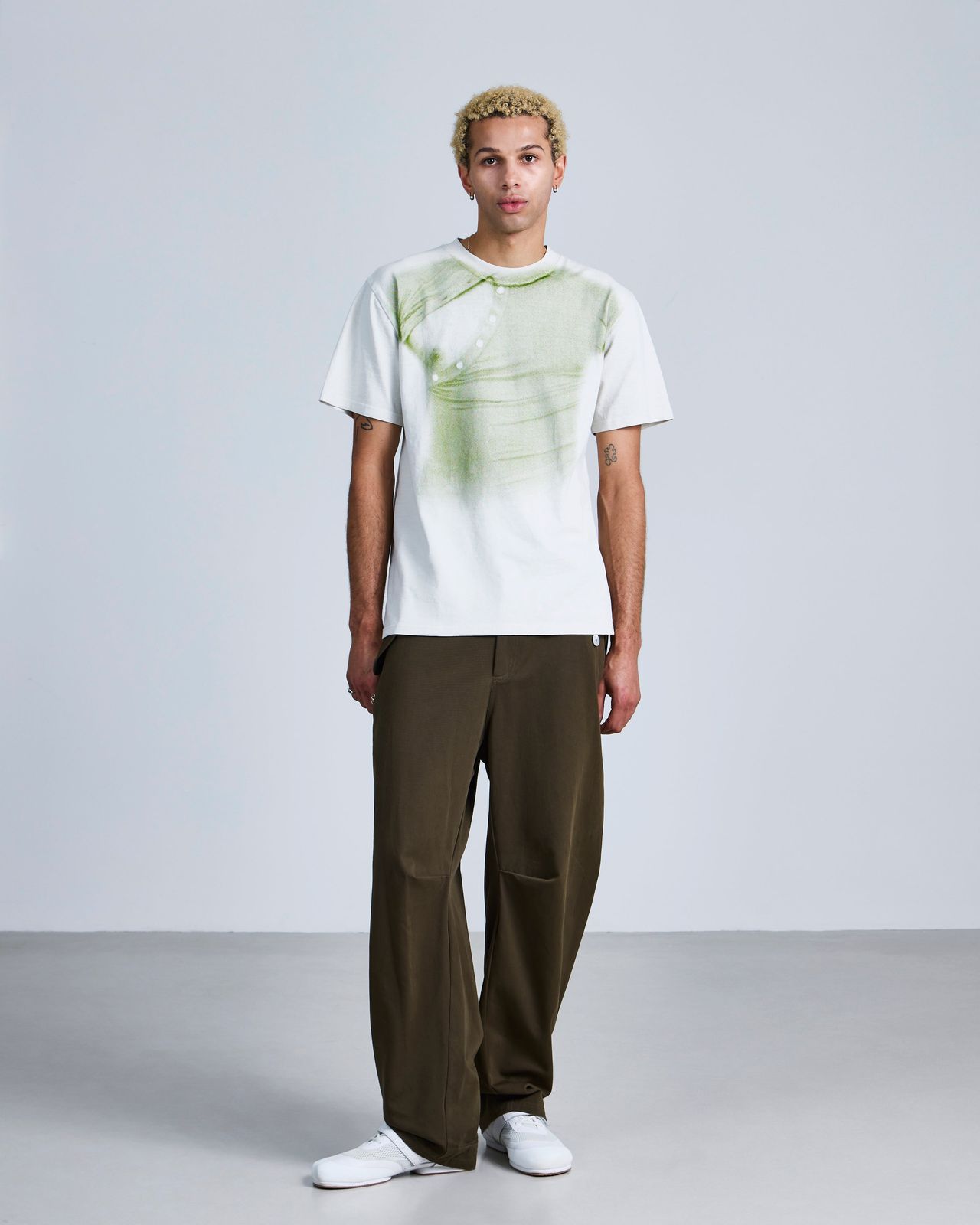 Asymmetric Henley' Print T-Shirt