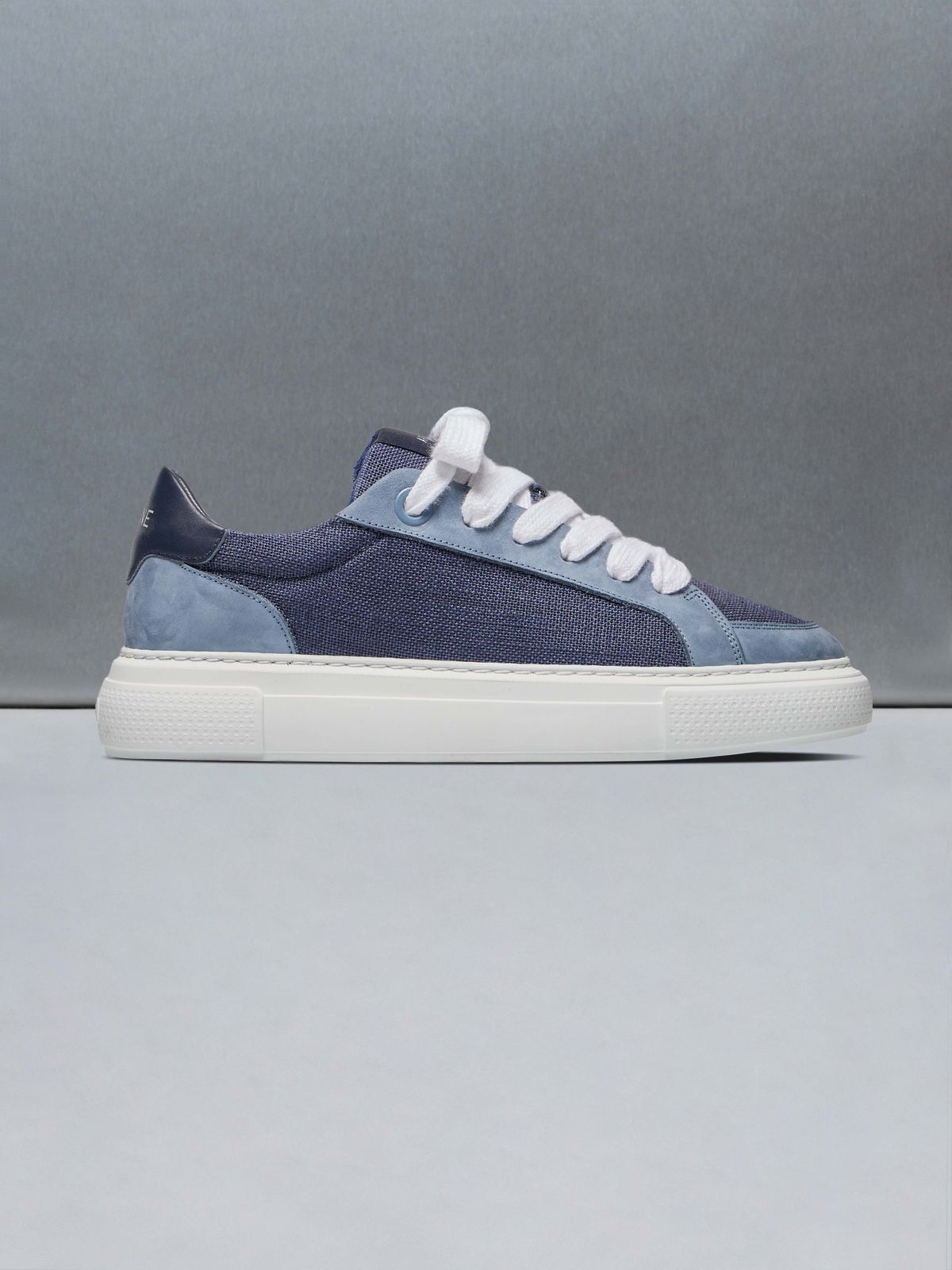 Studio Trainer in Navy Blue